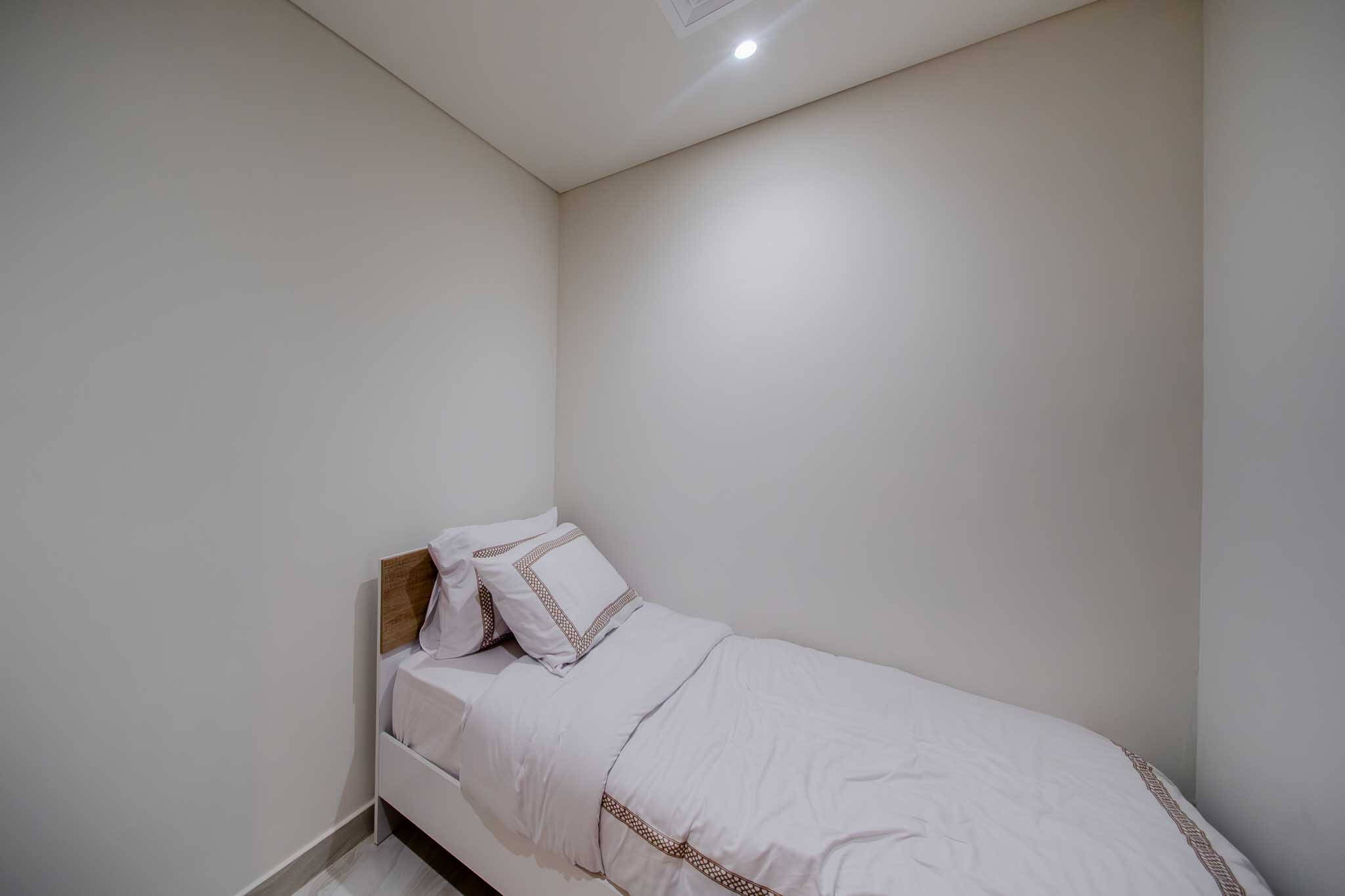 DSC01542-Enhanced-NR