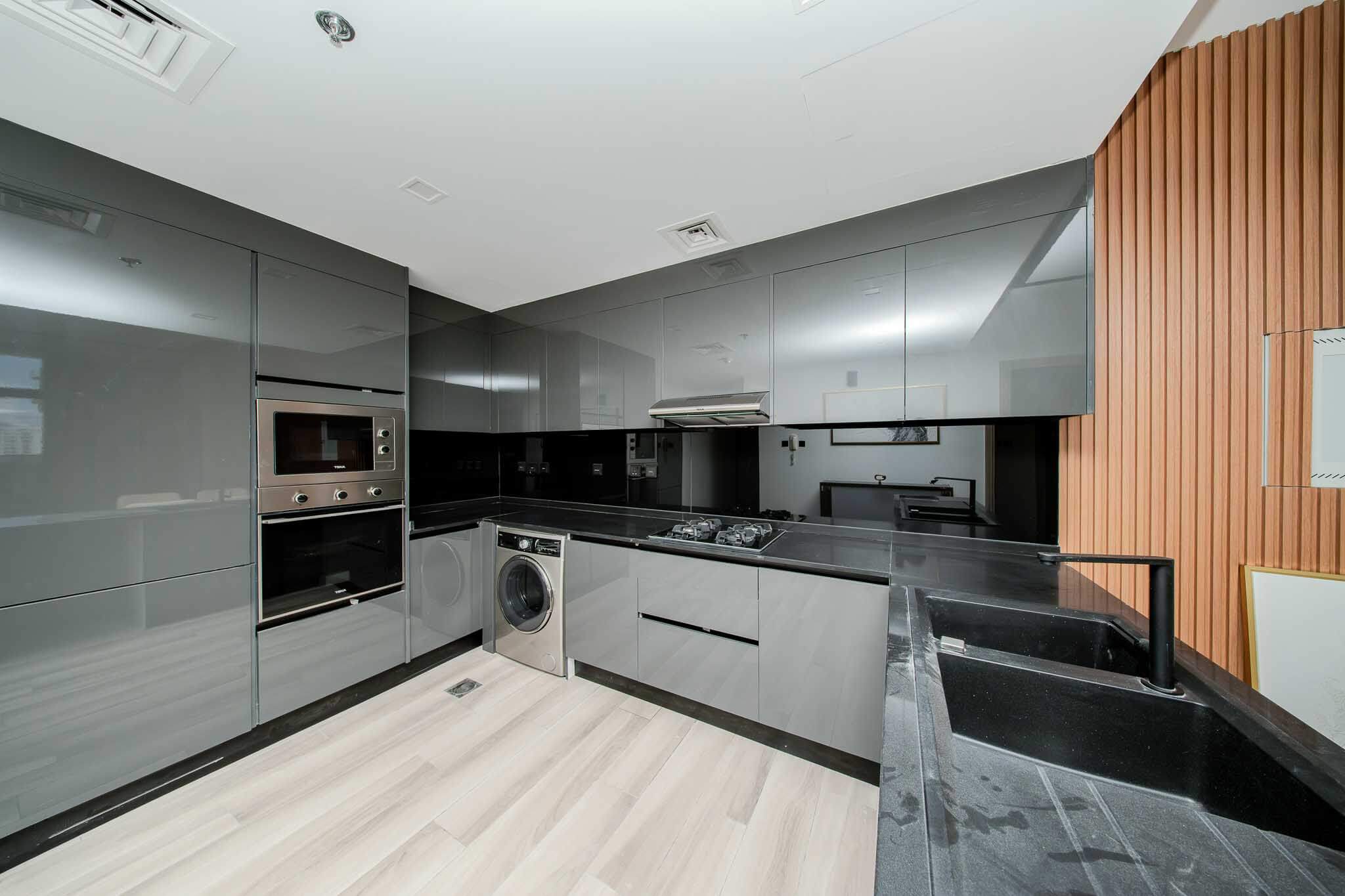 DSC09928-Enhanced-NR